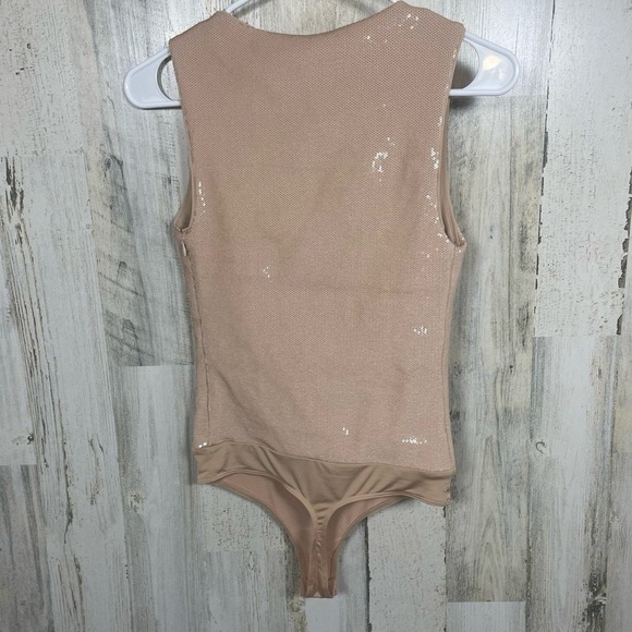 NWT EXPRESS Body Contour Collection Bodysuit Womens XS Nude Blush Sequin Party - Picture 5 of 5